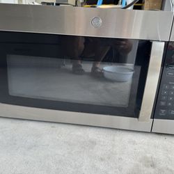 Over Stove Top Vent Microwave Great Condition