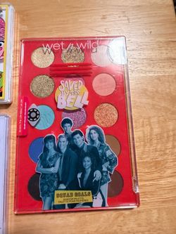 Wet n wild eye shadow palettes