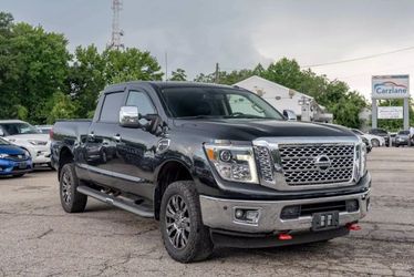 2017 Nissan TITAN XD Crew Cab