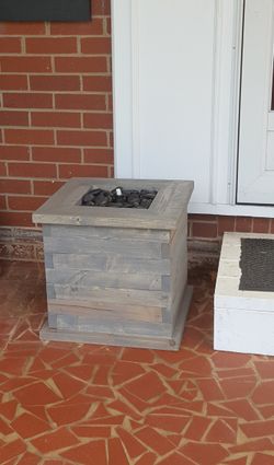 Farm style fire feature boxes