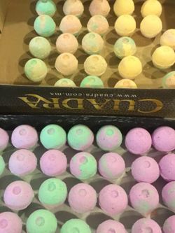 Bath bombs 2x$3.00 🛀🏻🛀🏻🌿🛀🏻🌿🛀🏻🍃🌿🛀🏻🍃💝