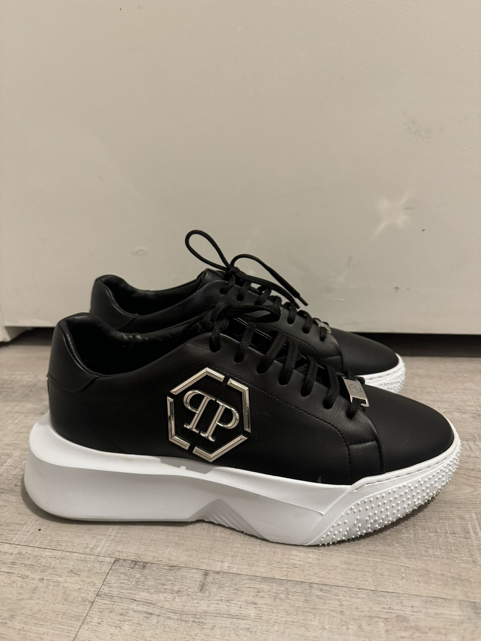 Philip Plein Size 10 - Authentic 