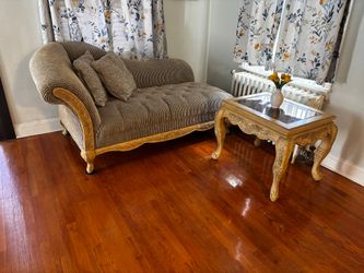 Chaise lounge and Coffee table