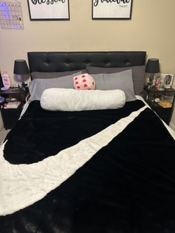 Queen Mattress frame 2 Nightstands