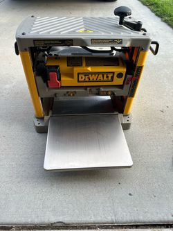DeWalt Thickness Planer 12 1/2” heavy duty DW734