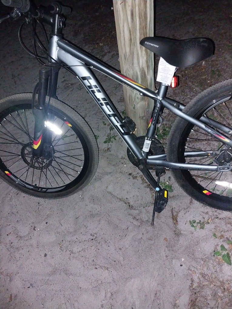 Brand New 24 Inch Huffy Scozt 21 Speed