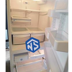 Fridge.    Read Description 