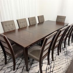 Dining Table with 10 chairs 