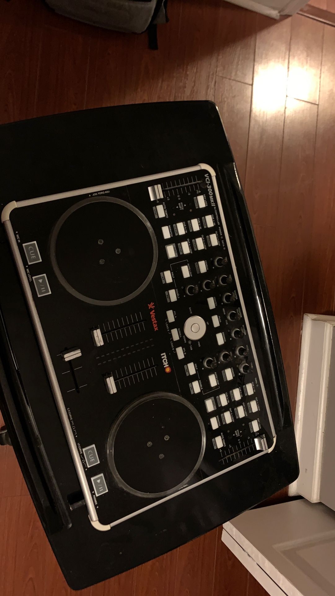 Vestax VCI-300 MK II