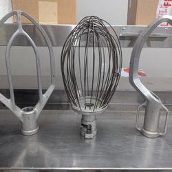 Hobart 30 Qt Bowl, Paddle, Whisk And Dough Hook