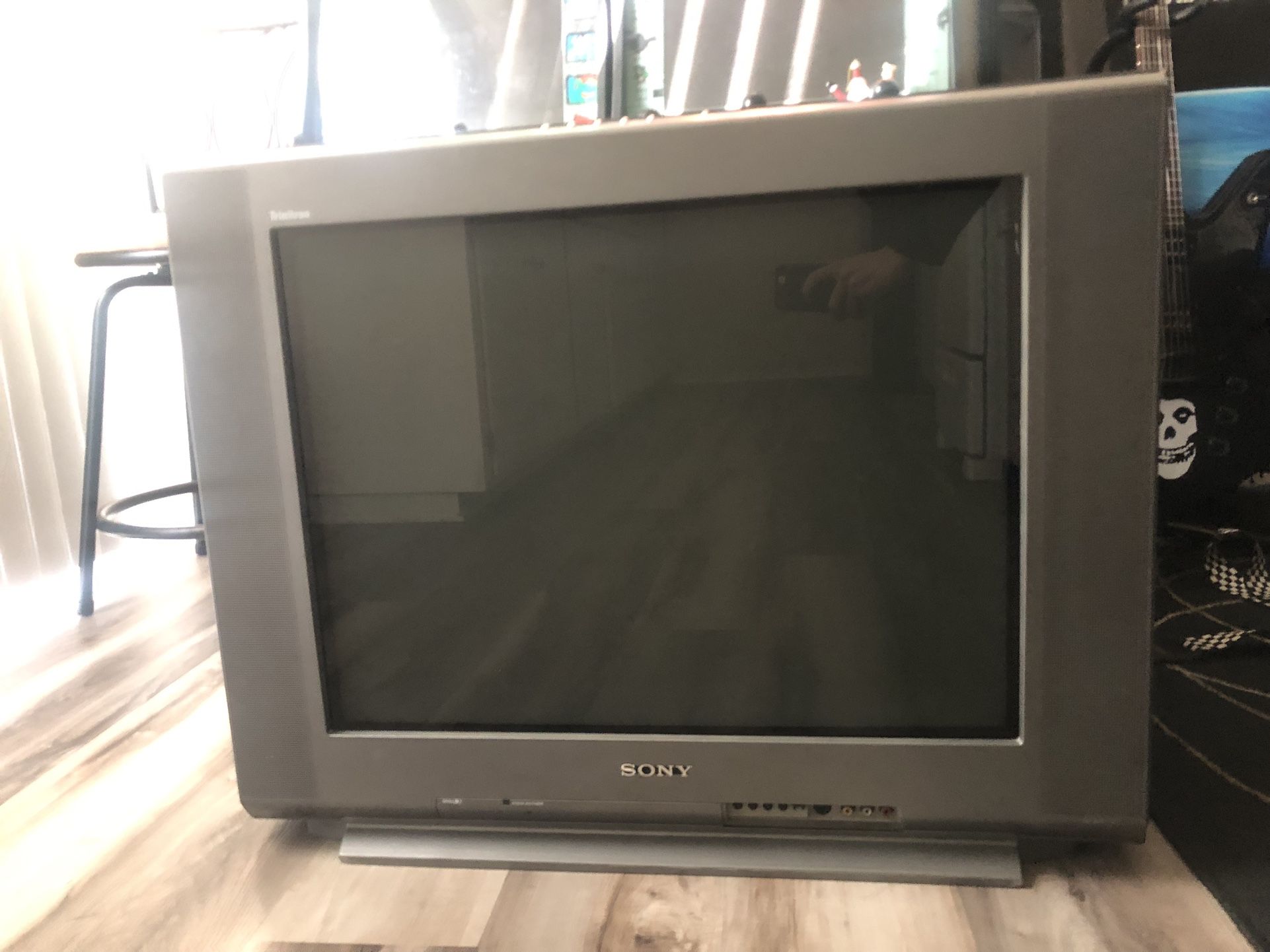 SONY Trinitron CRT Tube Tv