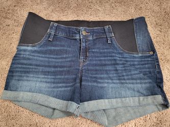 Isabel Maternity Shorts Size 10