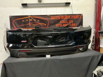 CHEVY CAMARO 2019-2024 REAR BUMPER OEM