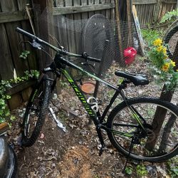 Shwinn 29’ Mountain Bike 