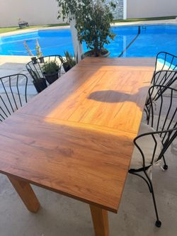 Dinning table