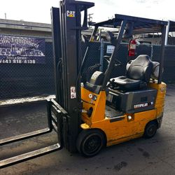 Caterpillar Forklift 3000 Pound Capacity  3  Stage With Side Shift