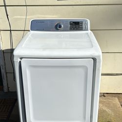 Samsung dryer in excellent condition🔥