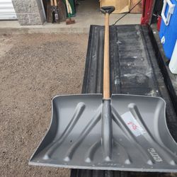 Snow Shovel 