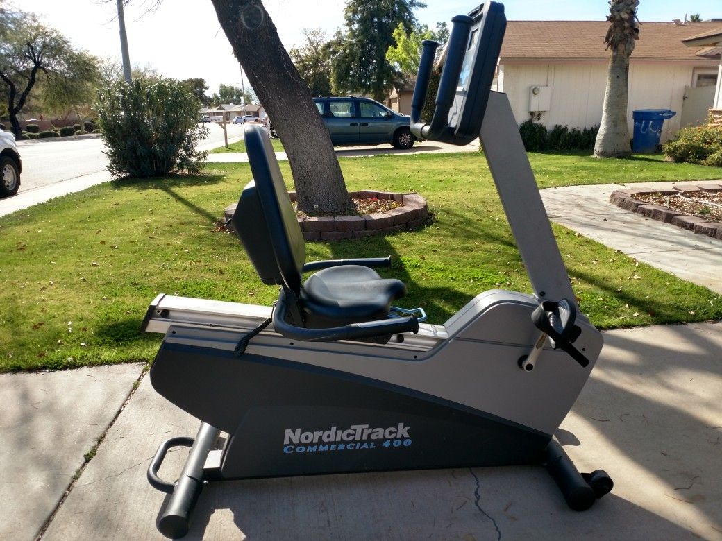 NordicTrack commercial 400 stationary bike for Sale in Chandler, AZ