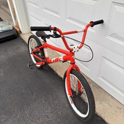 DK Sentry 20 BMX Bike