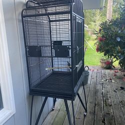 large heavy duty bird cage on wheels