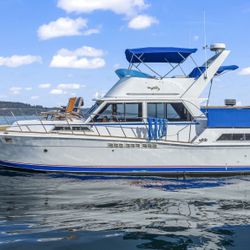 1977 Uniflite Double Cabin