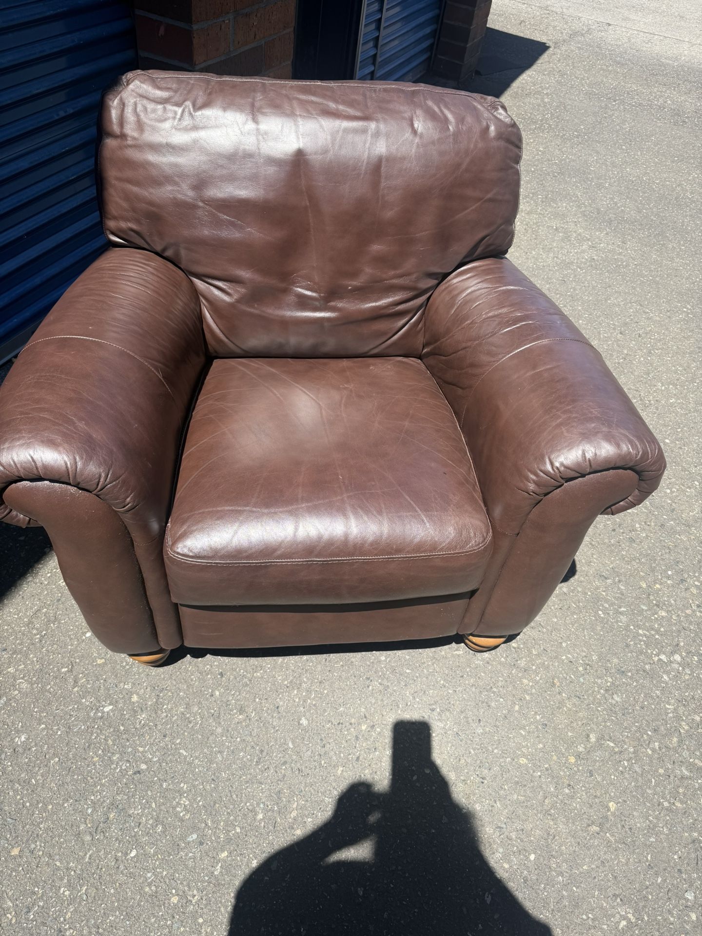 ITALSOFA Leather Chair & Sofa