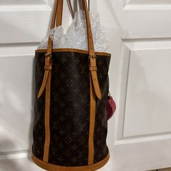 Lv Bucket Bag