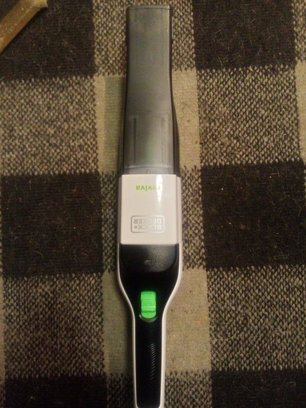 Brand New Black & Decker Reviva 8V MAX Dustbuster Cordless Hand Vacuum