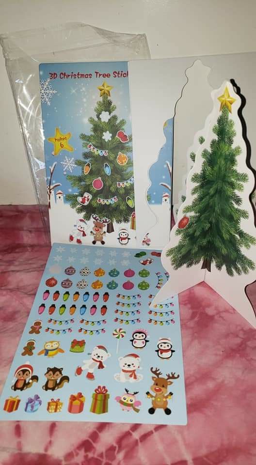 Make a Christmas tree sticker