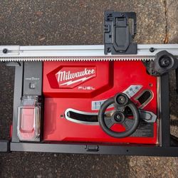 Milwaukee M18 Fuel Table Saw