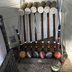 Croquet Set With Handbook - Free