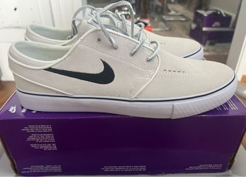 Nike Janoski