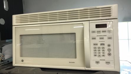 White general electric microwave oven