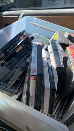 CDs and DVD s in Chinese