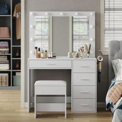 New In Box Makeup Vanity