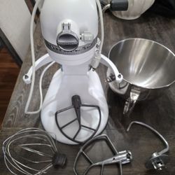 Kitchen Aid Professional 600 White Mixer 6 Qt