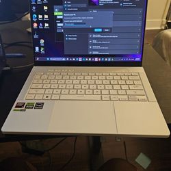 Laptop: ASUS ROG Zephyrus