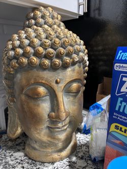Buddha statue