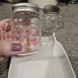 Mason Jar Trivot And Salt And Pepper Shakers 