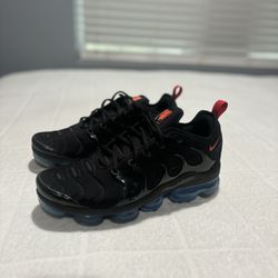  Nike Air Vapor Max Plus Size 9.5 in Men’s 