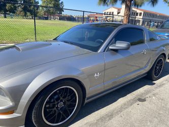 5 Lug Rims With Wheels
