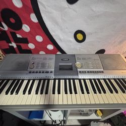 Yamaha Psr-295 Digital Keyboard
