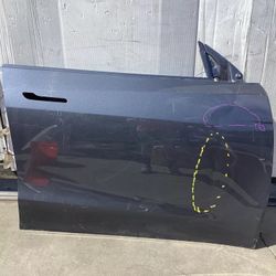 2020 2021 2022 2023 OEM Tesla Model Y Front RIGHT PASSANGER Door Shell