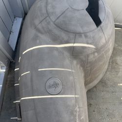 Igloo Large Dog House