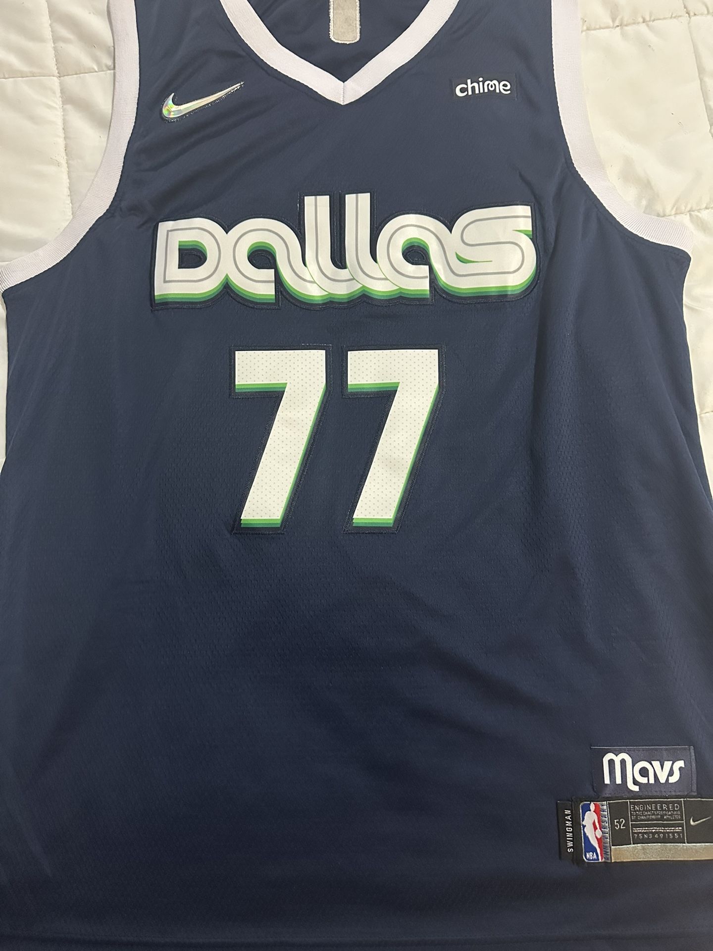 Dallas Luka. XL. $90