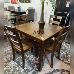 Expresso Solid Wood 5Pc Dining Table Set