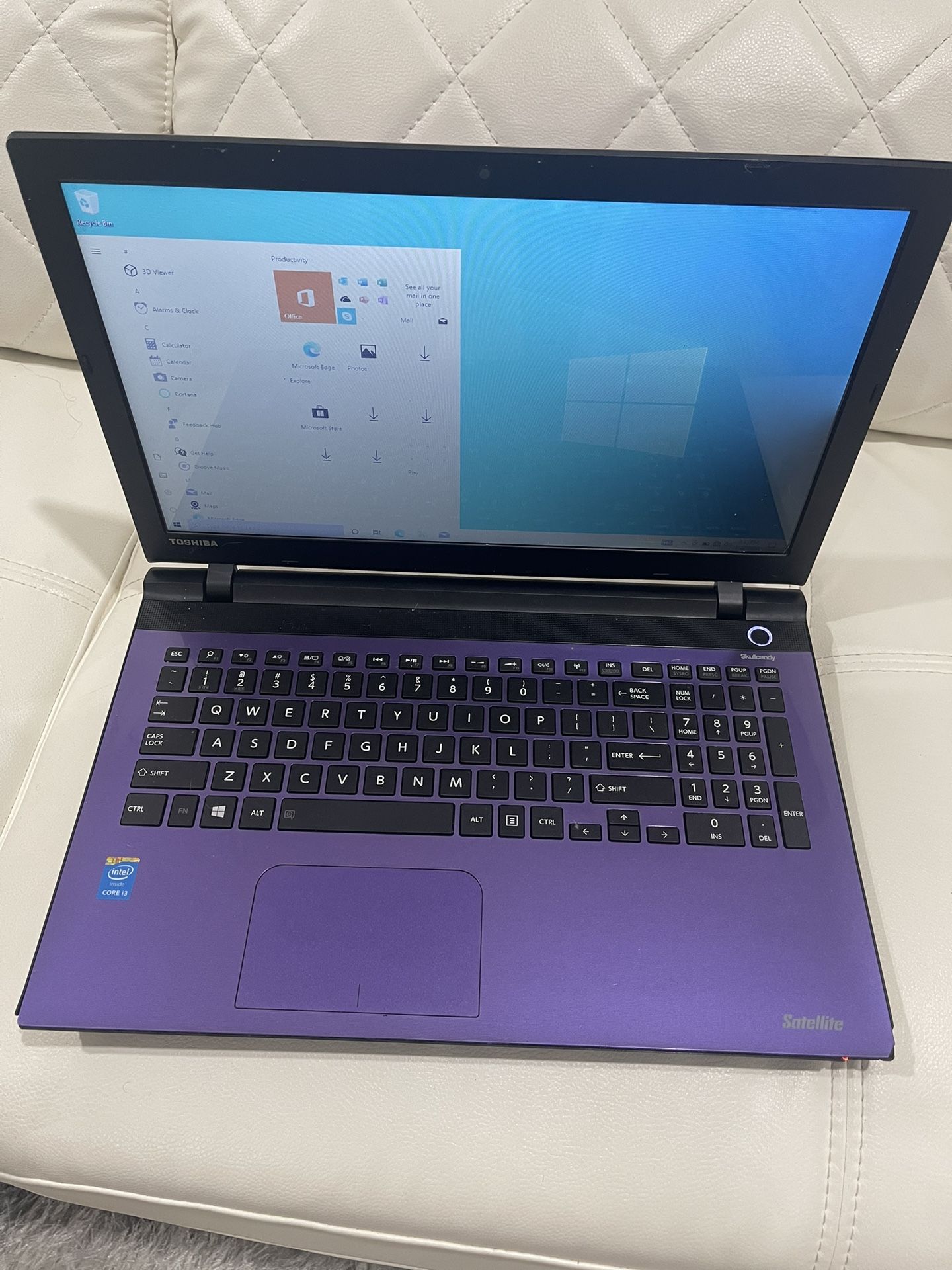 Toshiba Satellite L55-A5226 Intel Core i5-3337u 8GB 128g SSD 500g HDD Win10 AC