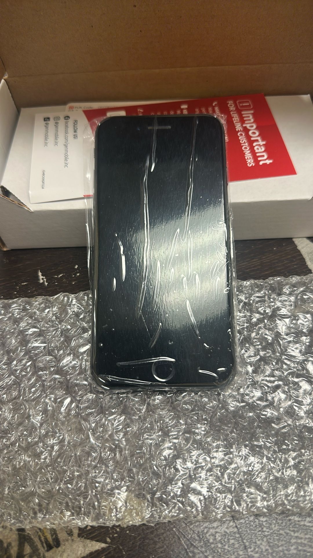 IPHONE SE 64GB BLACK