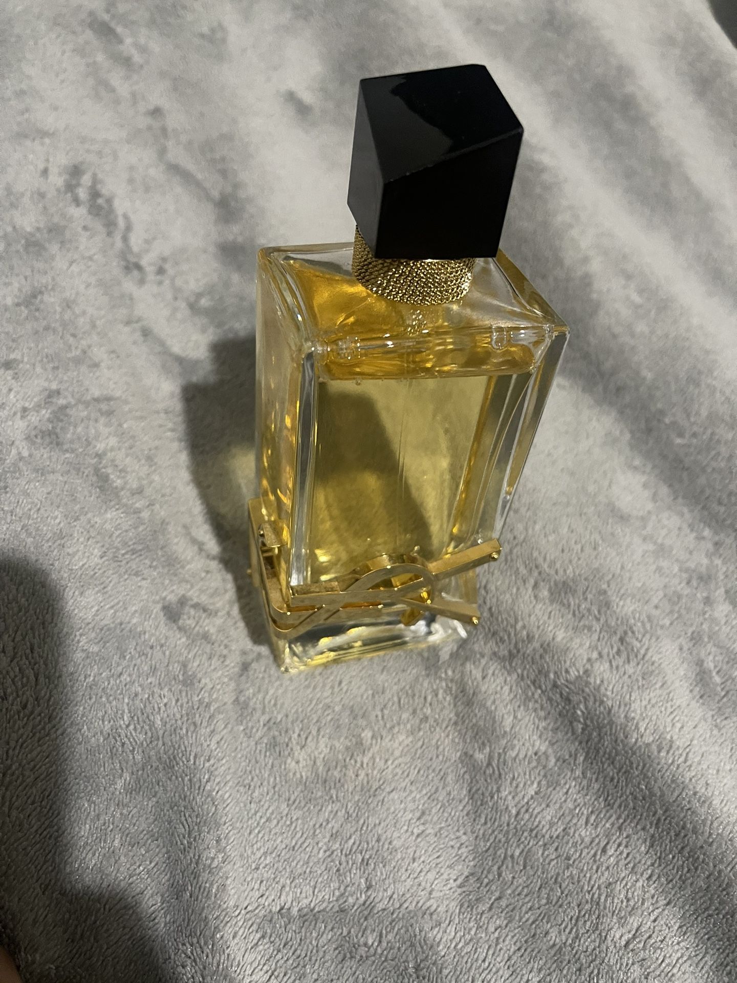 YVES Saint Laurent Woman Perfume